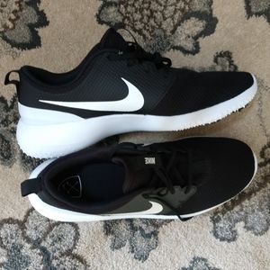 Men's Nike Roshe golf shoes